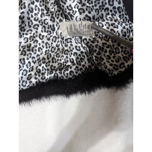 Peter NYGard Black Faux Fur Vest Studded Collar & Animal Print Lining Size M - Picture 10 of 11